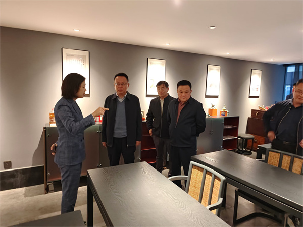 11月17日，洪董陪同汪凱書記一行赴杭州廬境西溪酒店考察調研1.jpg