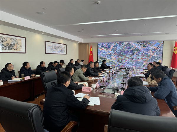 2月8日，縣委主要負(fù)責(zé)同志調(diào)研富豐新城片區(qū)項(xiàng)目建設(shè)并召開(kāi)征遷工作座談會(huì)（縣委書(shū)記汪凱，縣人大常委會(huì)副主任、縣委辦主任江勇民 ，縣政協(xié)副主席、縣發(fā)改委主任張冬春，縣科商工信局局長(zhǎng)汪璟峰，縣人社局局長(zhǎng)朱曉明 ）.jpg